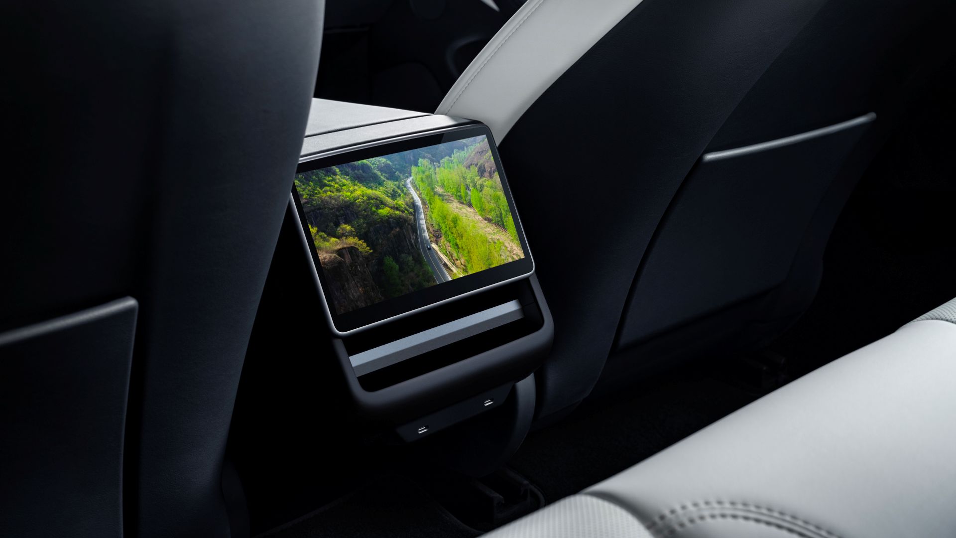 Tesla Model 3 Facelift Fond Monitor