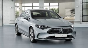 Mercedes CLA silber