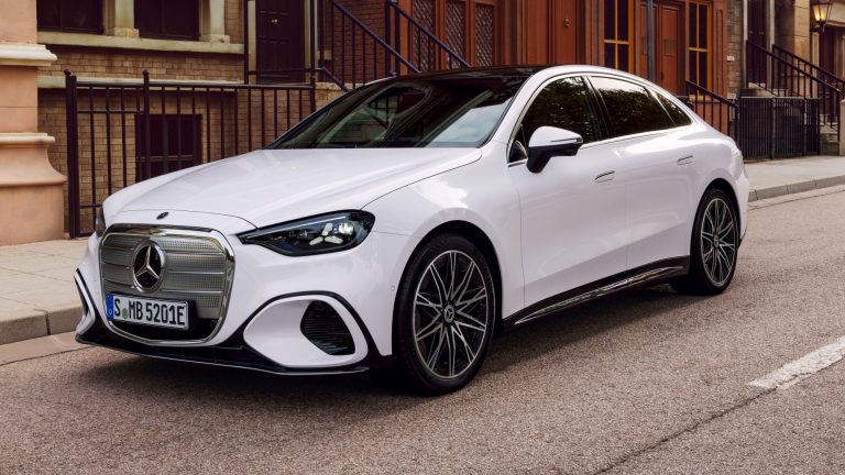 Mercedes C-Klasse EQ